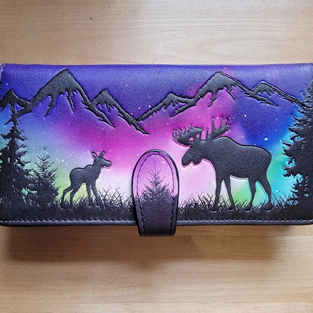 Colorful Mountain Scene Clutch